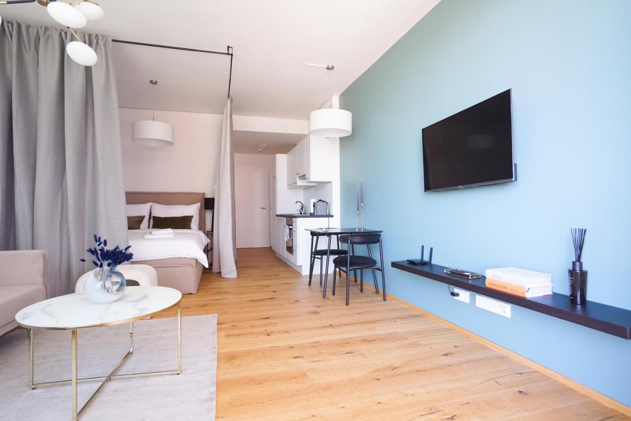 Boutique Studio with Terrace&Pool Vienne Extérieur photo